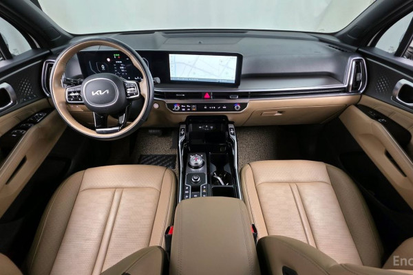 2024 Kia Sorento с пробегом 13 771 км