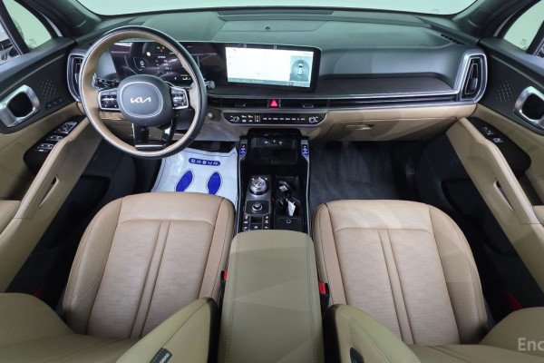 2024 Kia Sorento с пробегом 15 852 км