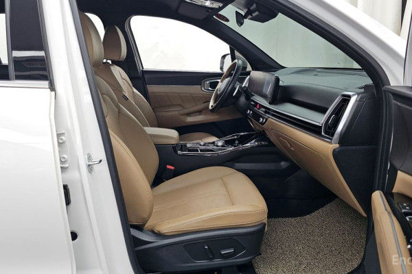 2024 Kia Sorento с пробегом 18 623 км