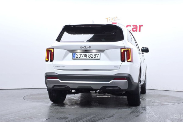 2025 Kia Sorento с пробегом 11 148 км