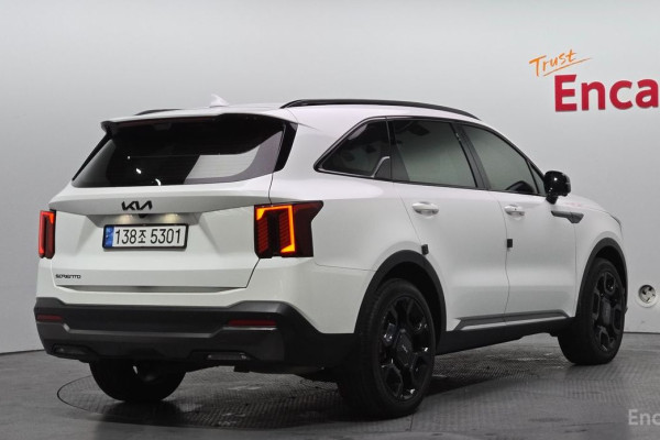 2024 Kia Sorento с пробегом 21 093 км