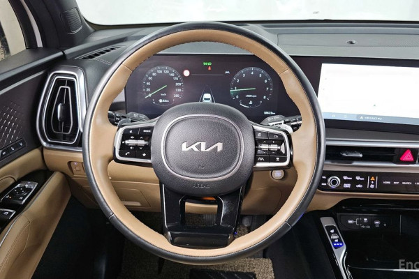 2024 Kia Sorento с пробегом 18 623 км