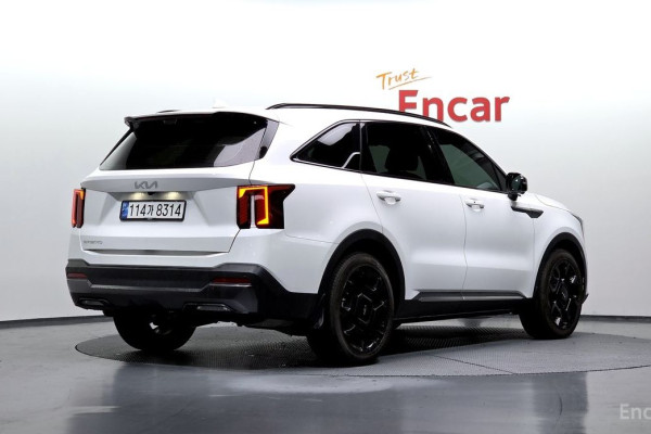 2023 Kia Sorento с пробегом 6 986 км