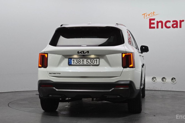 2024 Kia Sorento с пробегом 21 093 км