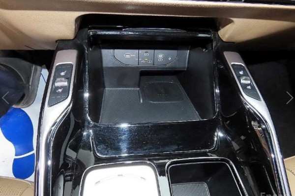 2024 Kia Sorento с пробегом 58 867 км