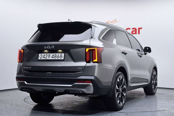 2024 Kia Sorento с пробегом 30 928 км