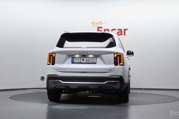 2023 Kia Sorento с пробегом 45 447 км