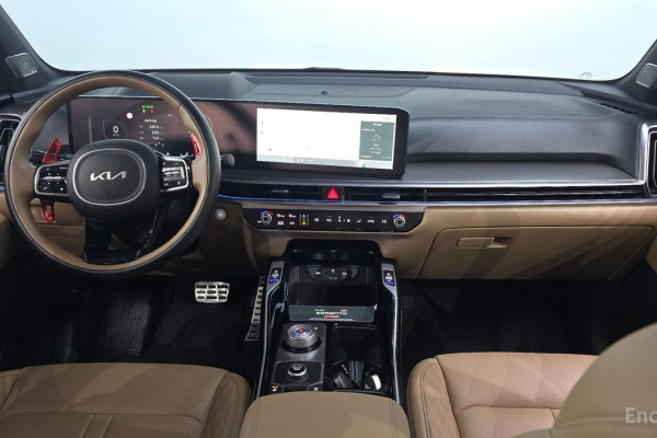 2024 Kia Sorento с пробегом 21 093 км