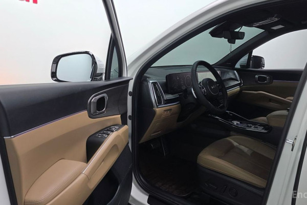2025 Kia Sorento с пробегом 11 148 км