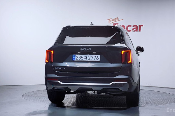 2024 Kia Sorento с пробегом 17 653 км