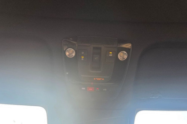 2025 Kia Sorento с пробегом 18 000 км