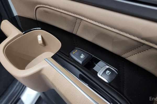 2023 Kia Sorento с пробегом 74 527 км