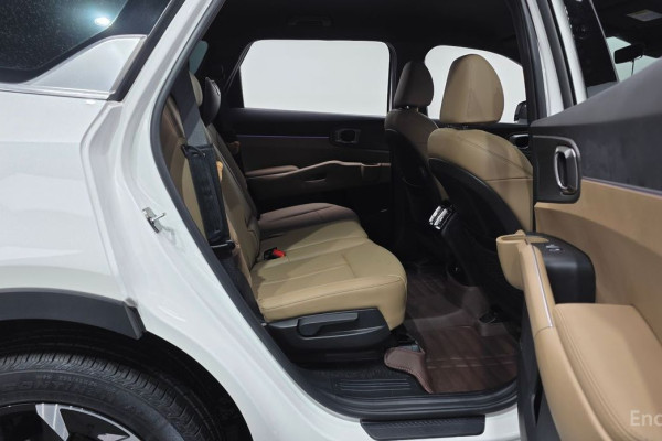 2025 Kia Sorento с пробегом 11 148 км