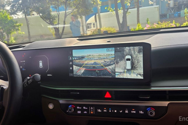 2025 Kia Sorento с пробегом 18 000 км