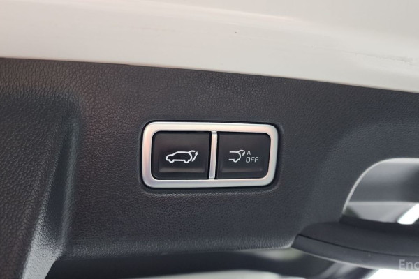 2023 Kia Sorento с пробегом 74 527 км