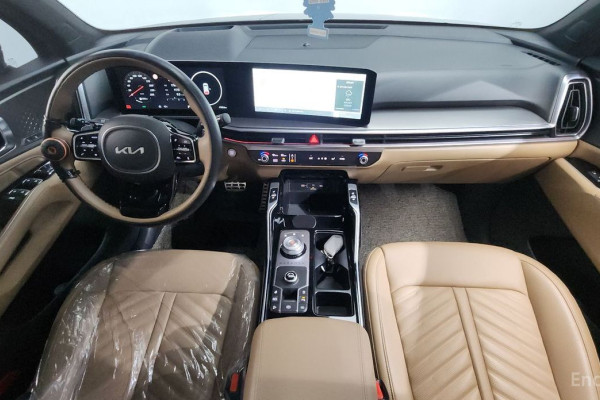 2024 Kia Sorento с пробегом 17 653 км