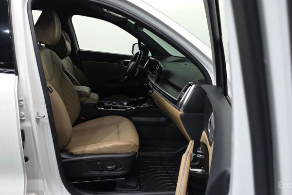 2023 Kia Sorento с пробегом 6 986 км