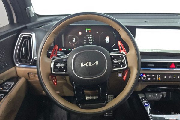 2024 Kia Sorento с пробегом 21 093 км