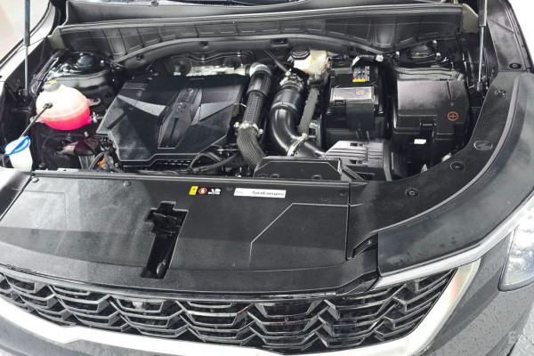 2024 Kia Sorento с пробегом 16 751 км