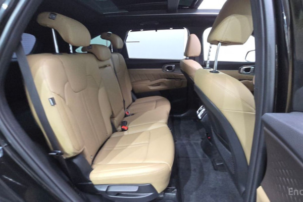 2024 Kia Sorento с пробегом 16 751 км