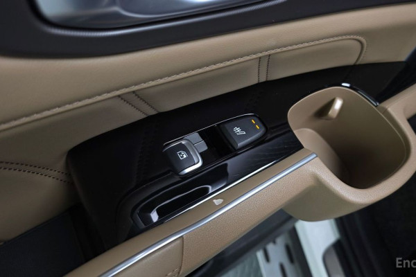 2023 Kia Sorento с пробегом 45 447 км