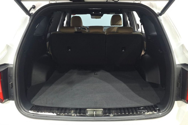 2024 Kia Sorento с пробегом 21 093 км