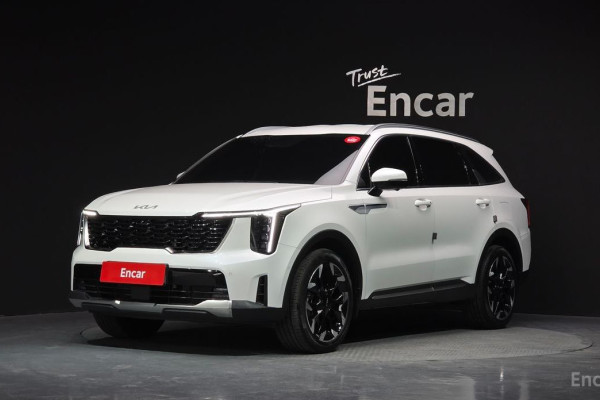 2023 Kia Sorento с пробегом 21 540 км