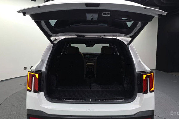 2023 Kia Sorento с пробегом 45 447 км