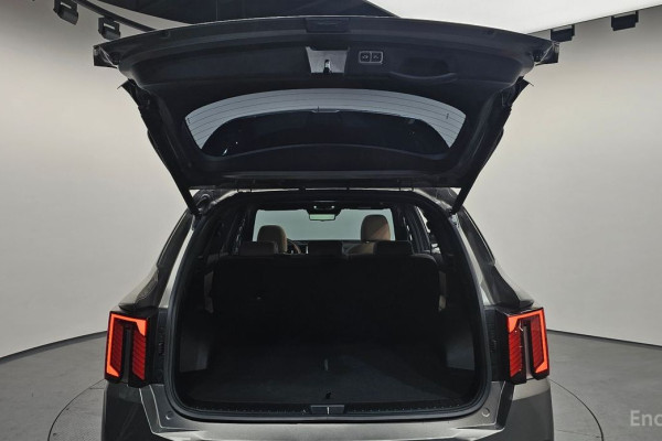 2024 Kia Sorento с пробегом 30 928 км