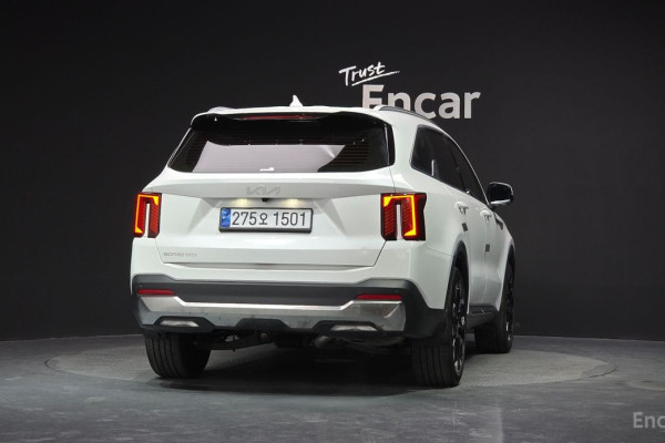 2023 Kia Sorento с пробегом 21 540 км