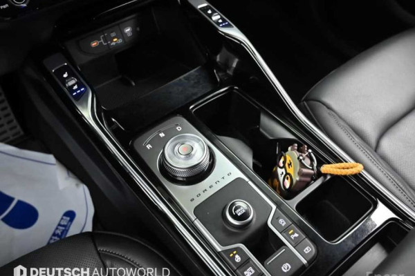 2024 Kia Sorento с пробегом 33 377 км