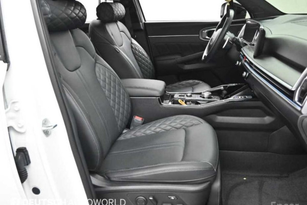 2024 Kia Sorento с пробегом 33 377 км