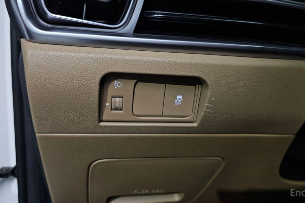 2023 Kia Sorento с пробегом 46 630 км