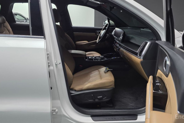 2023 Kia Sorento с пробегом 21 540 км