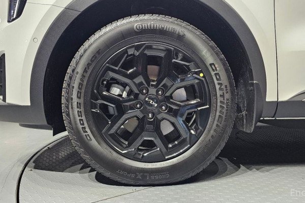 2025 Kia Sorento с пробегом 902 км