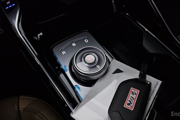 2025 Kia Sorento с пробегом 902 км