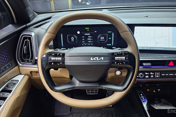 2025 Kia Sorento с пробегом 902 км