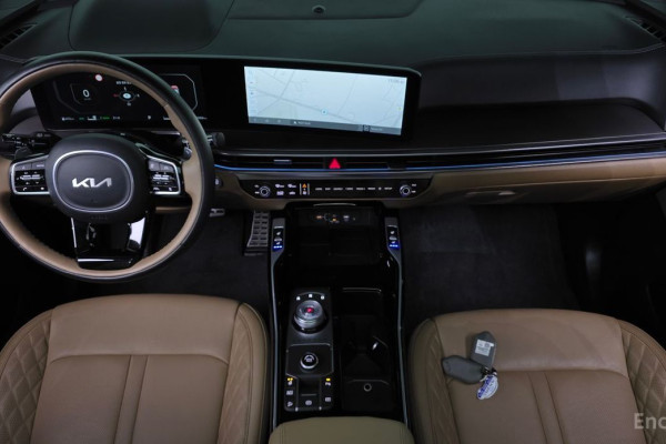 2024 Kia Sorento с пробегом 11 669 км