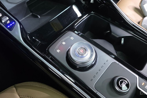 2024 Kia Sorento с пробегом 11 669 км