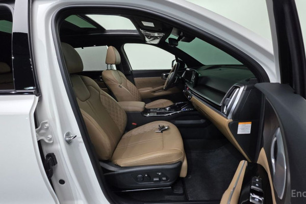 2024 Kia Sorento с пробегом 11 669 км