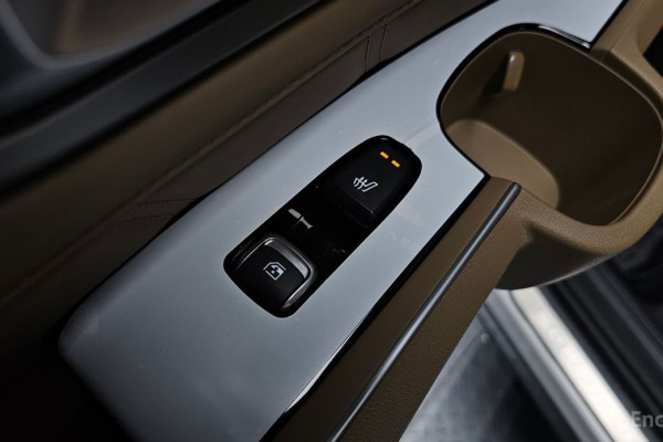 2025 Kia Sorento с пробегом 902 км