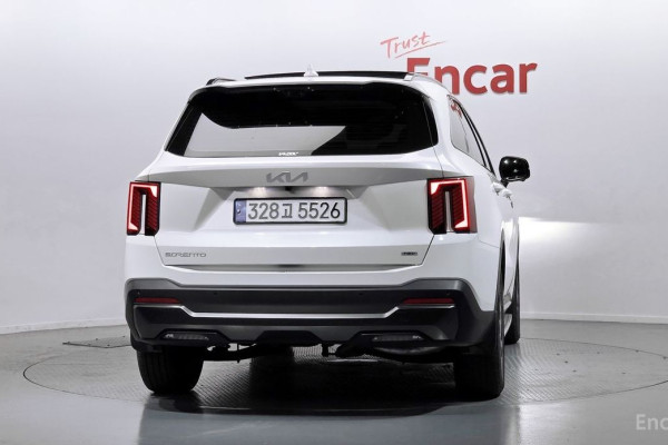 2023 Kia Sorento с пробегом 28 855 км