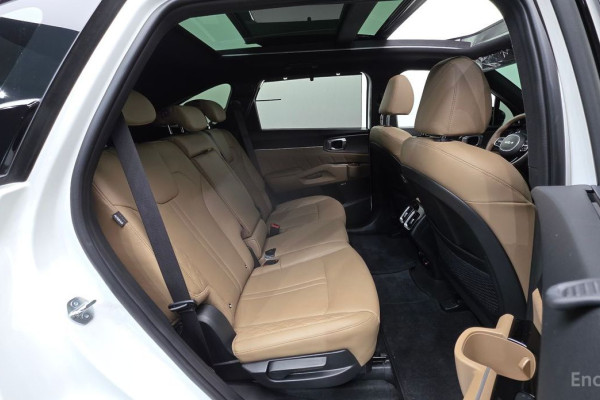 2024 Kia Sorento с пробегом 11 669 км