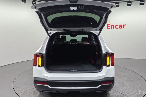 2024 Kia Sorento с пробегом 11 669 км