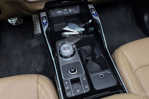 2023 Kia Sorento с пробегом 28 855 км