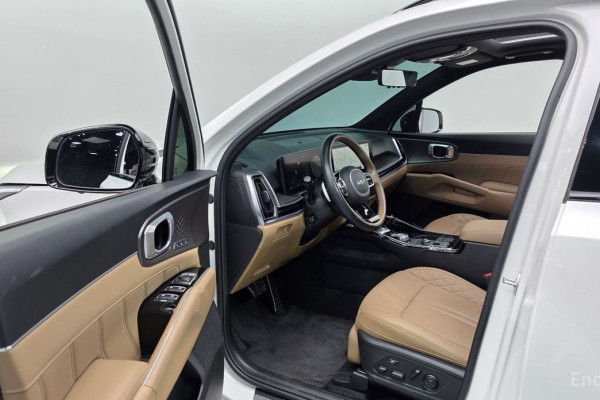 2023 Kia Sorento с пробегом 28 855 км