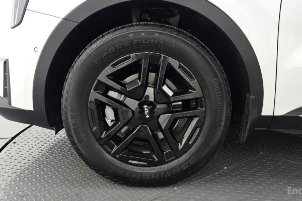 2024 Kia Sorento с пробегом 23 794 км