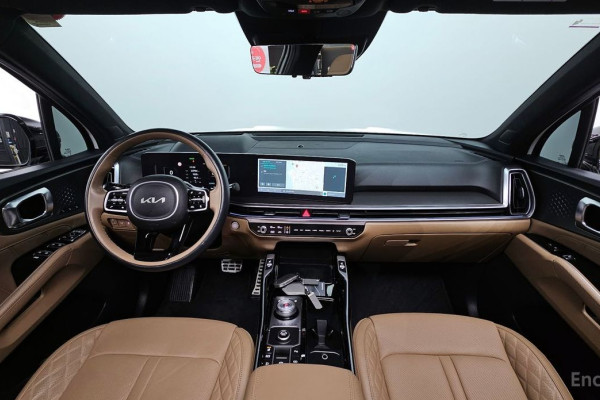 2024 Kia Sorento с пробегом 23 794 км