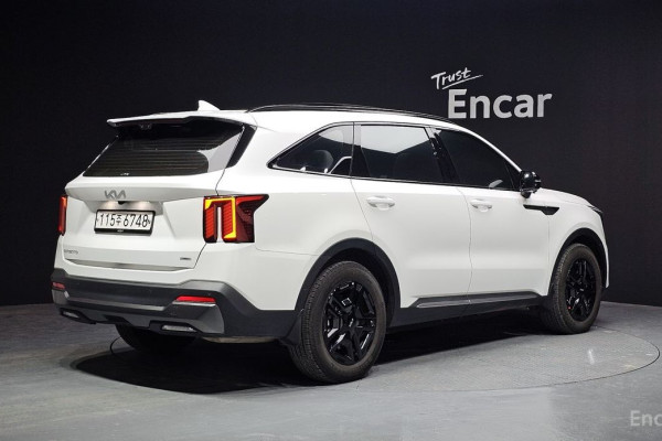 2024 Kia Sorento с пробегом 21 754 км