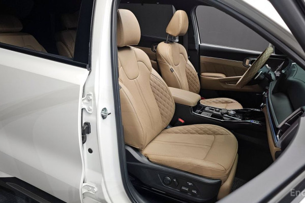 2024 Kia Sorento с пробегом 16 908 км